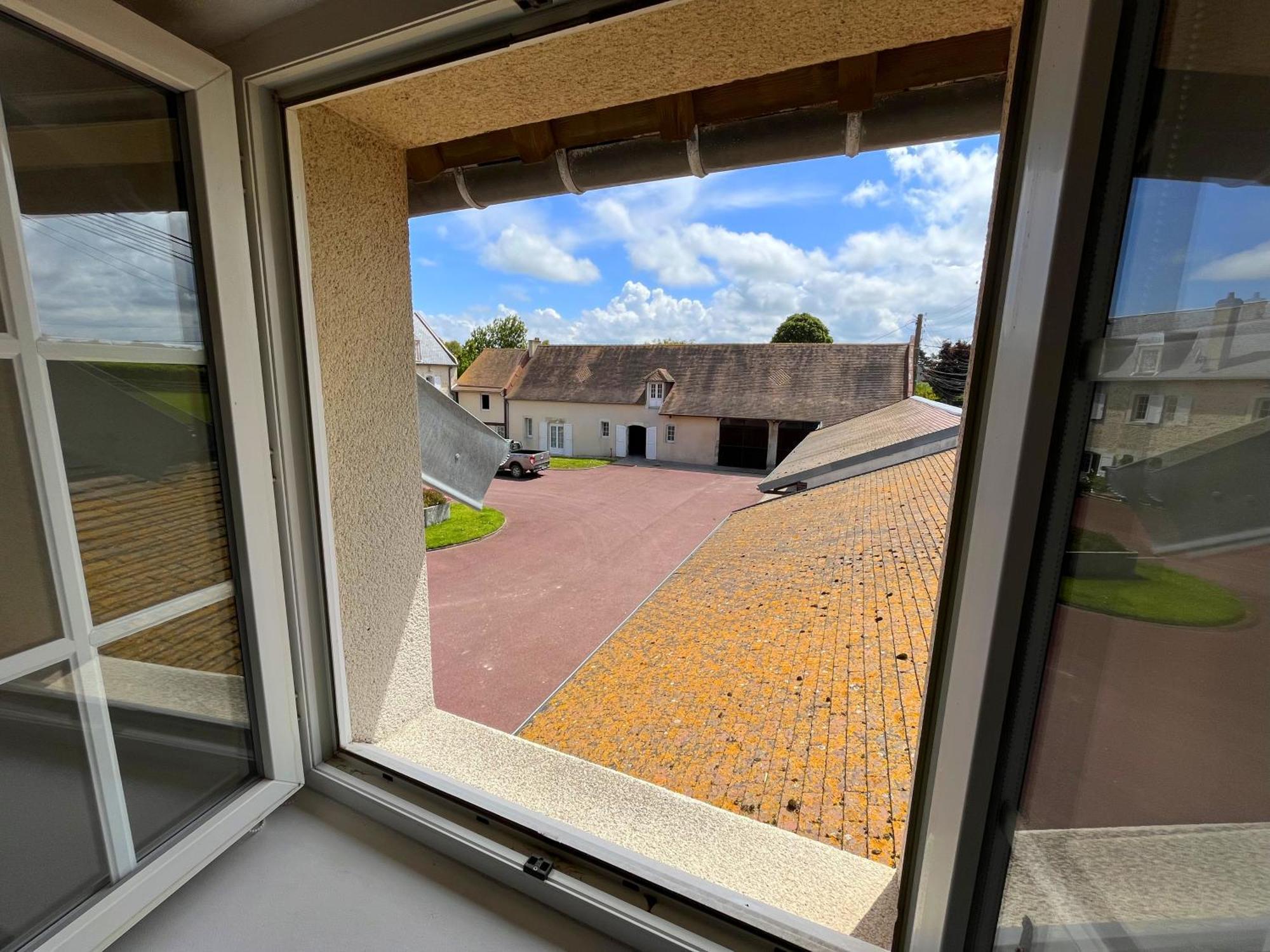 Ecurie Des Charmes A 5 Minutes De La Plage Merville-Franceville-Plage Exterior photo